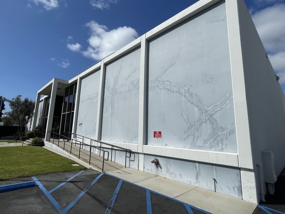 Tilt-up wall repaired and sealed